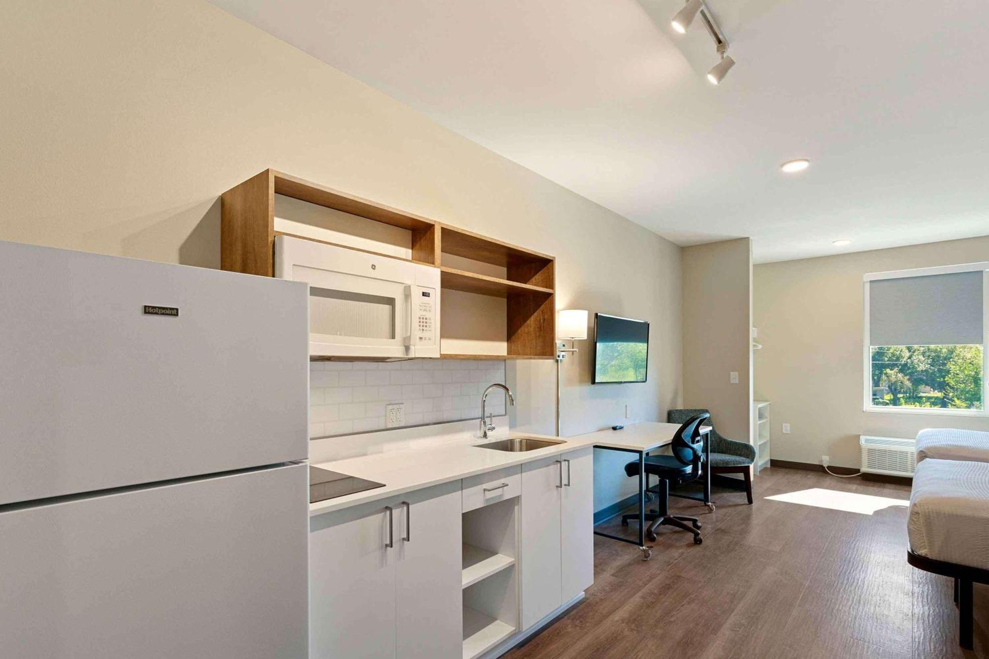 Extended Stay America Suites - Baytown Exterior photo